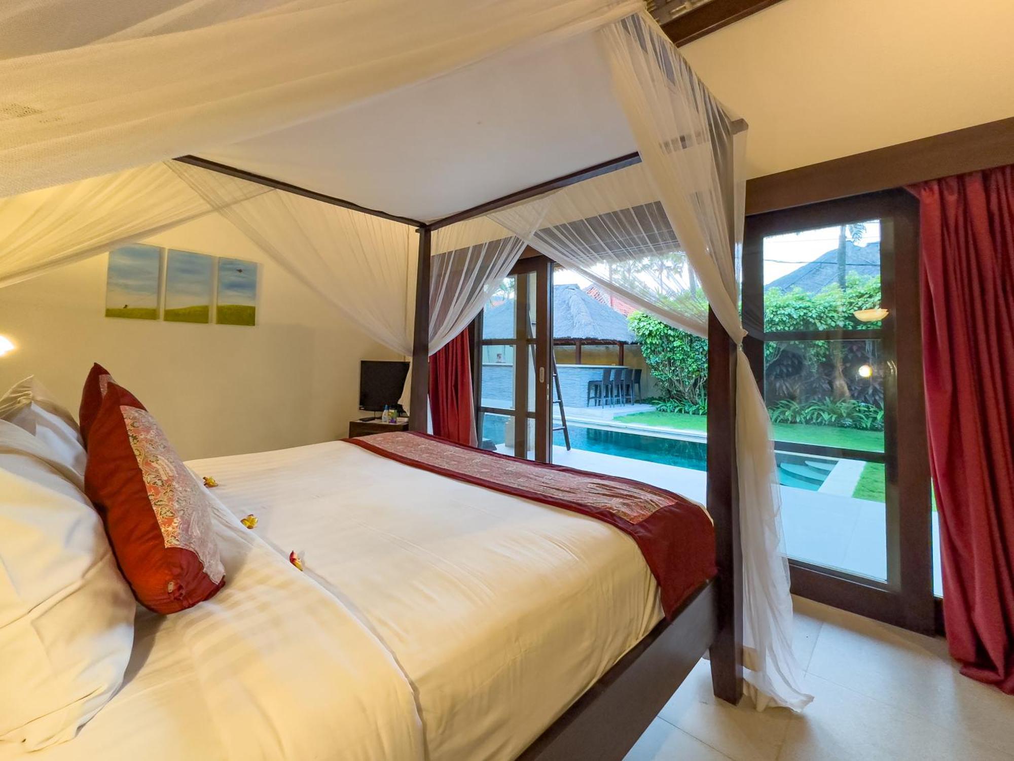 Villa Bugis Seminyak חדר תמונה