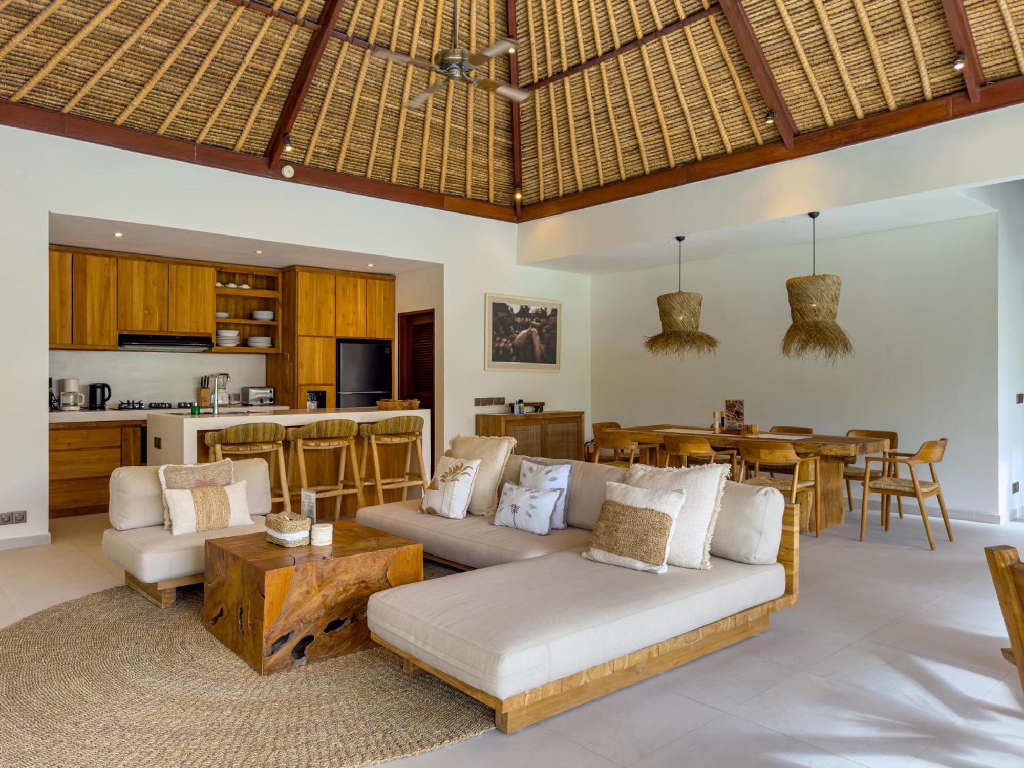 Villa Bugis Seminyak חדר תמונה