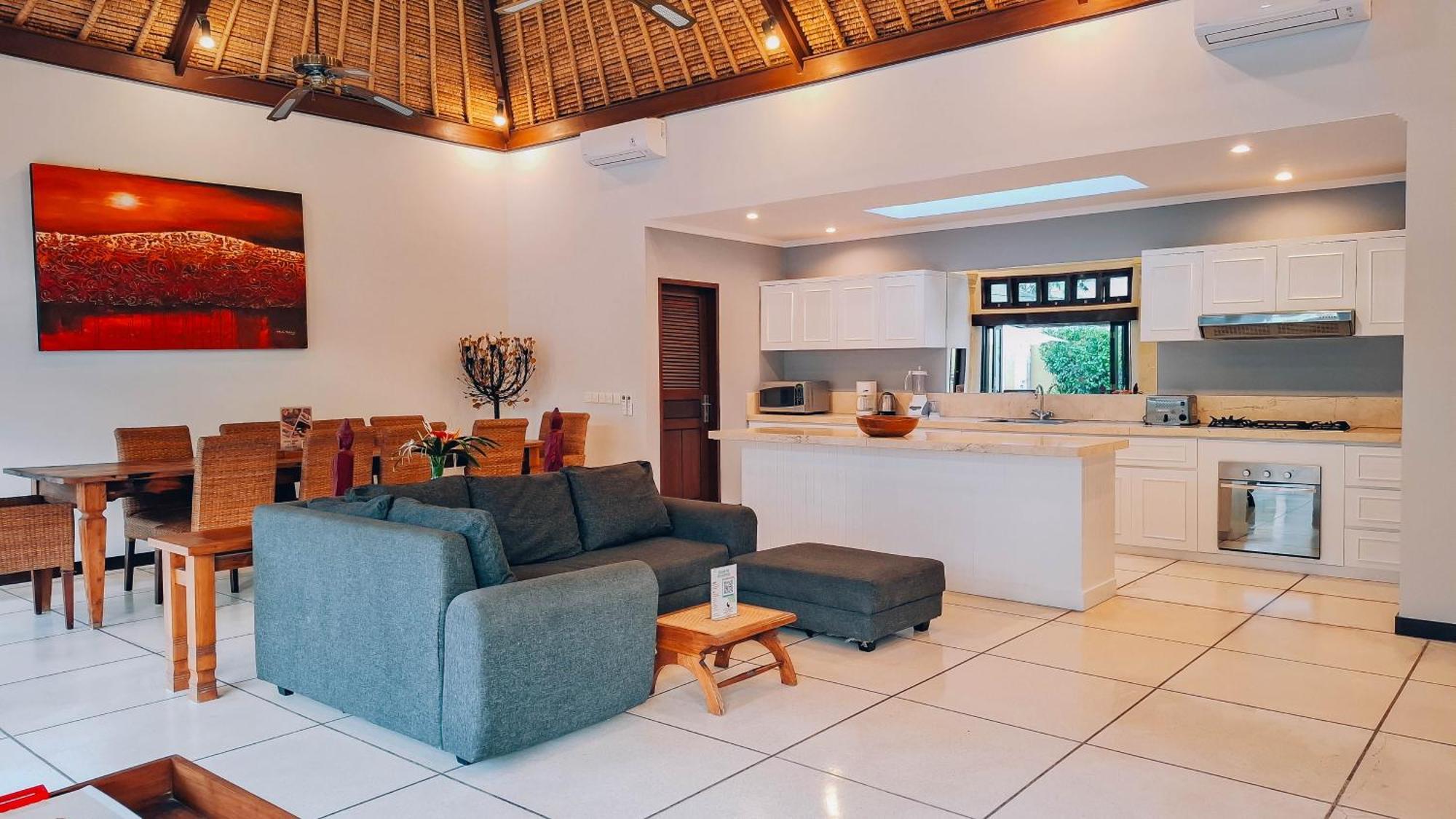 Villa Bugis Seminyak חדר תמונה